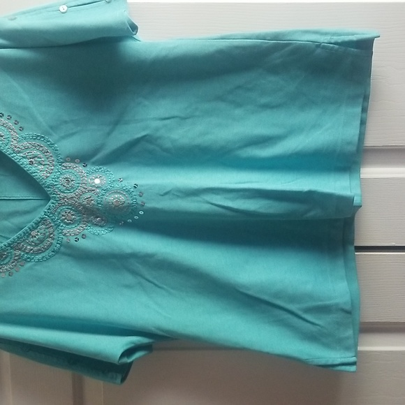 Top - Picture 3 of 7